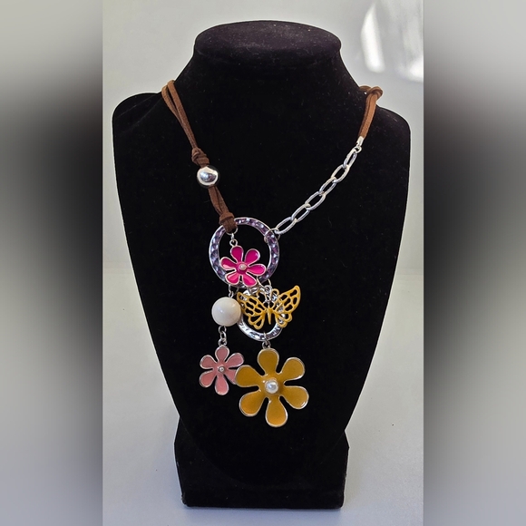 LYDELL NYC 35" - Long Faux Leather Butterfly & Flower Statement  Necklace - Picture 1 of 4